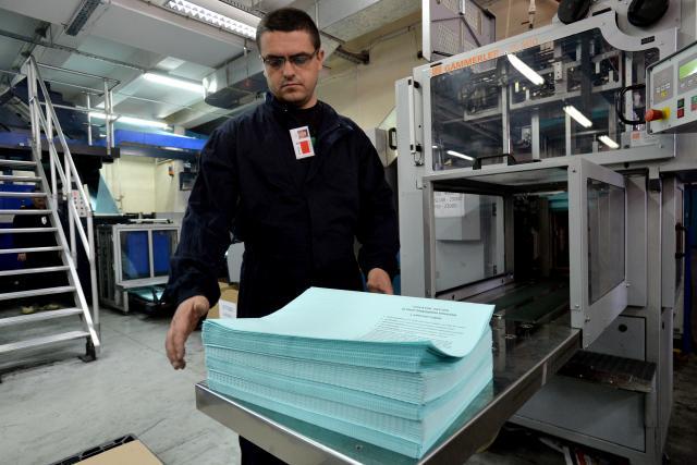 The printing of ballot papers (Tanjug, file)