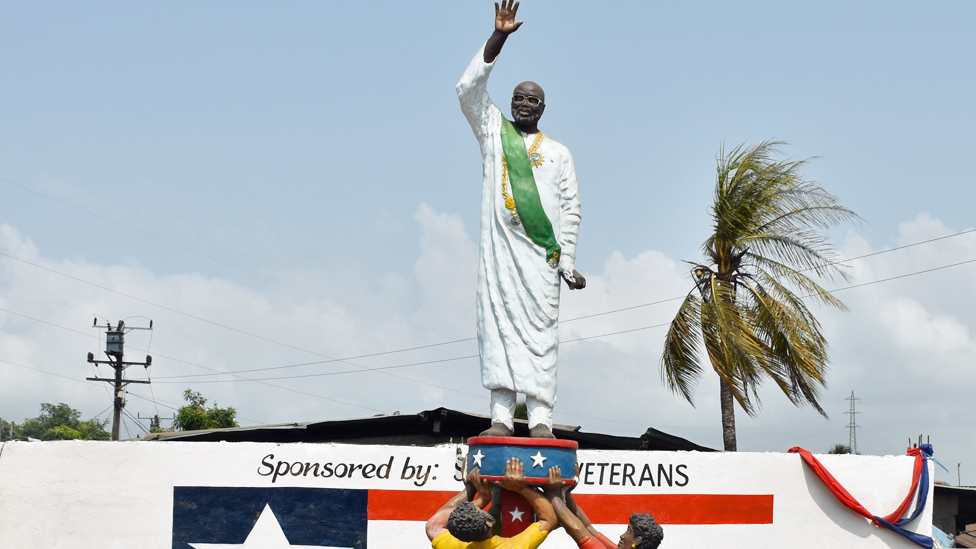 Statua ora Vee u Monroviji/BBC