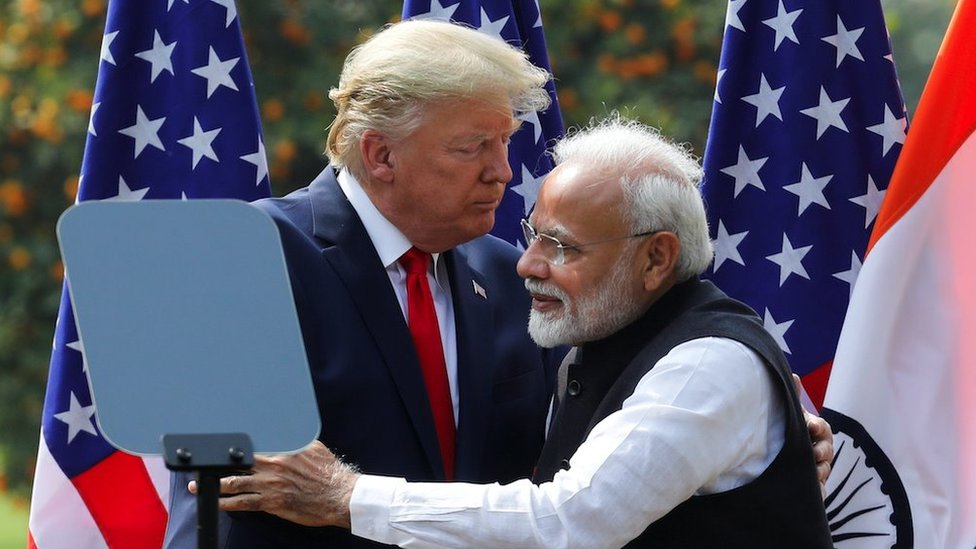 Tramp je zamurio na brige o krenju ljudskih prava u Turskoj i Indiji - na ovoj fotografiji je sa indijskim premijerom Narendra Modijem./Reuters