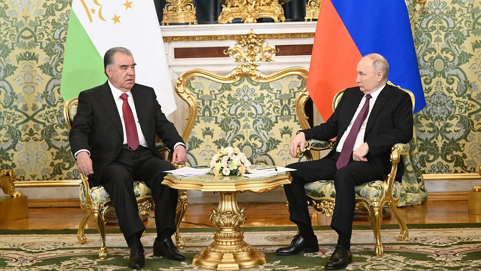 Predsednici Tadikistana i Rusije Emomali Rahmon i Vladimir Putin/Tajikistan presidential palace