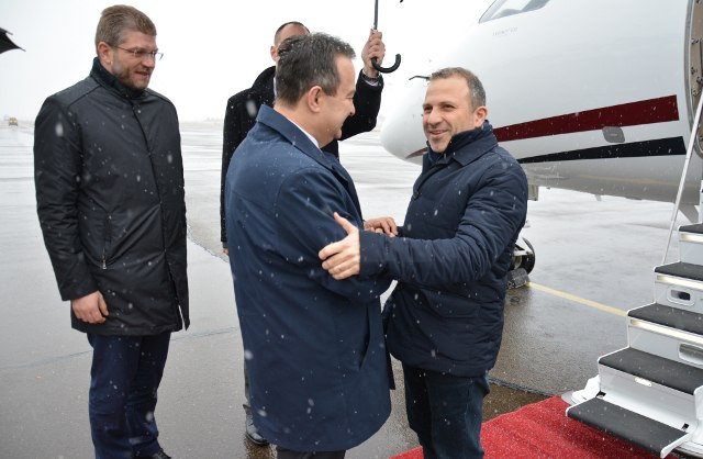 Dacic welcomes Bassil on Wednesday at Belgrade's Nikola Tesla Airport (Tanjug)