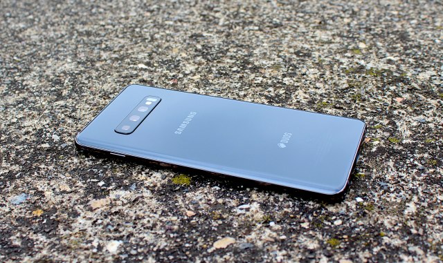 Samsung Galaxy S10+ / Foto: Ivan Jeli/B92