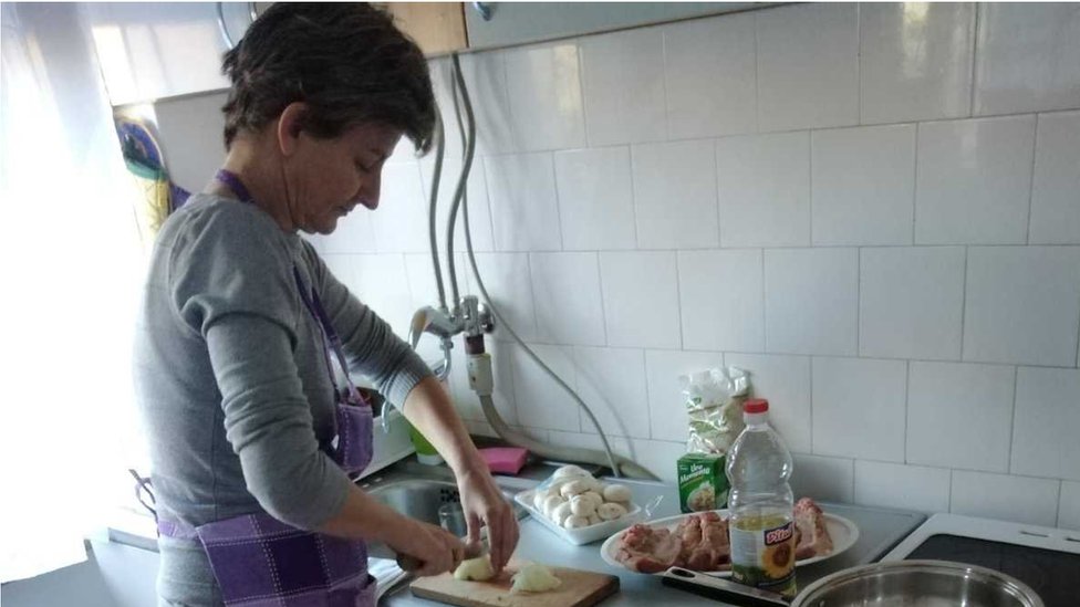 Mama Mirjana je glavna kuvarica i idejni tvorac akcije/Privatna arhiva