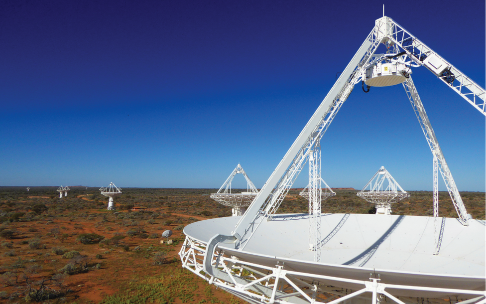 Teleskop Askapr sadri veliki broj tanjira postavljenih irom pustinje Zapadne Australije/CSIRO