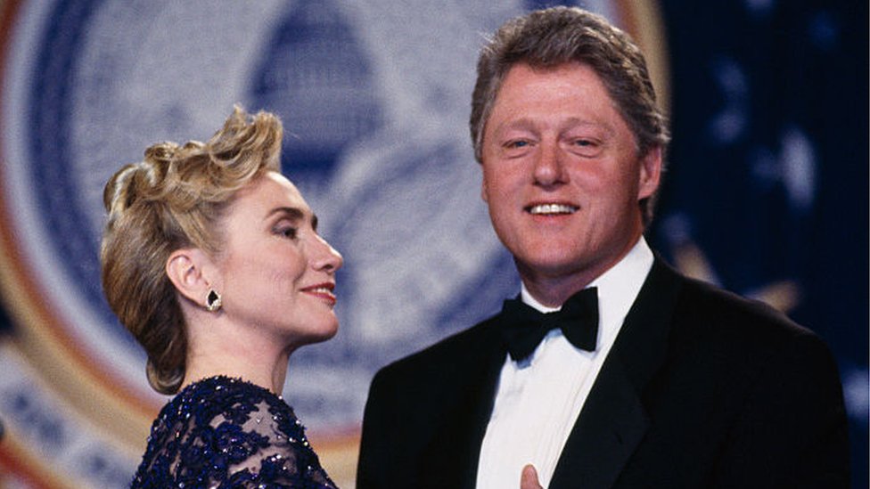 Bil i Hilari Klinton na balu povodom inauguracije - tradicionalni dogaaj tokom politike proslave/Getty Images