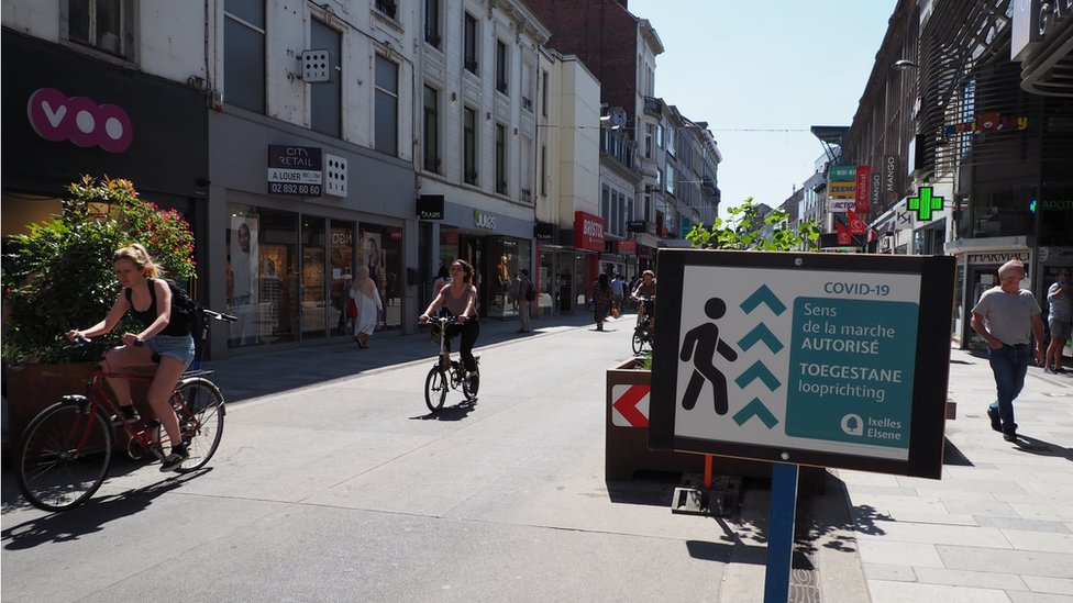 Nove biciklistike staze u Briselu imaju dodatni prostor koji se stara da se pravilno odrava socijalna distanca/BBC