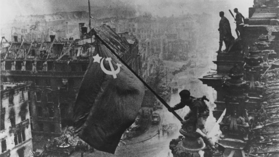 Sovjetska Crvena armija zauzela je Berlin aprila 1945. godine/Getty Images