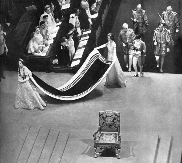 Elizabetina sestra, princeza Margaret, stie na krunisanje. Foto: Profimedia