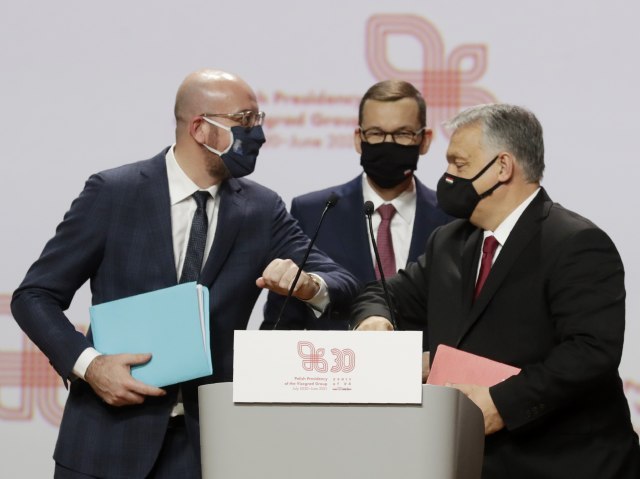 Tanjug/AP Photo/Czarek Sokolowski