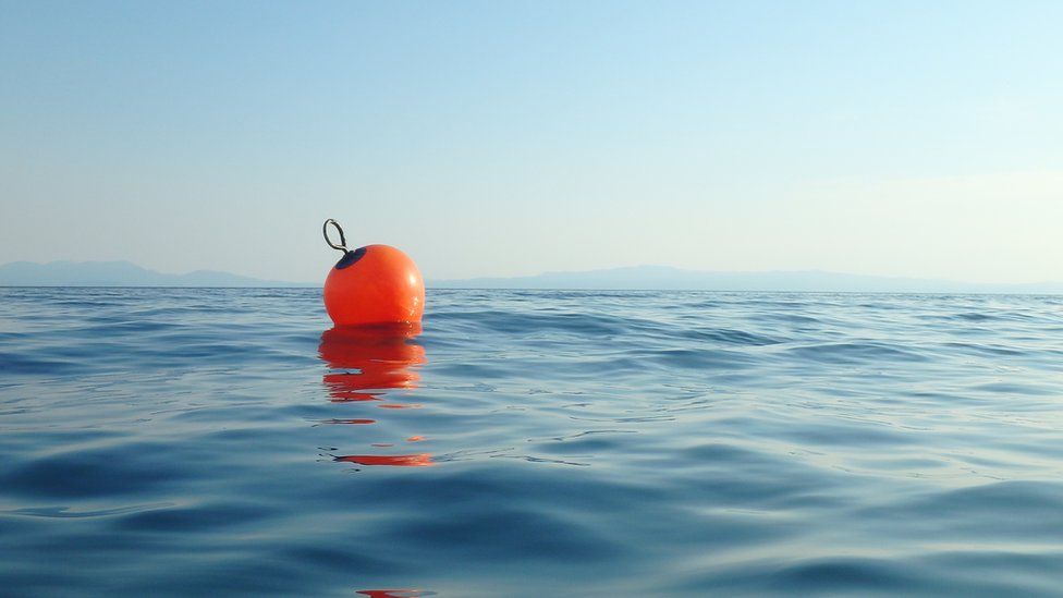 Vidam Perevartilov je proveo 14 sati u okeanu drei se za bovu/Getty Images