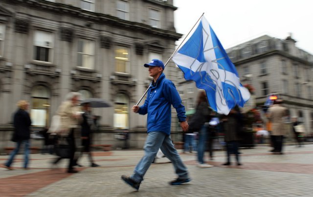 Foto: EPA/ANDY RAIN