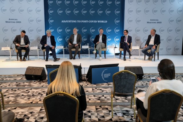 Panel diskusija - Srpska ekonomija kao domain  perspektive investitora; Foto: Promo
