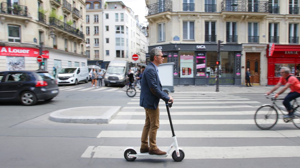 Fatalni incident obnovio je debatu o elektrinim trotinetima u Francuskoj (arhivska fotografija)/Getty Images