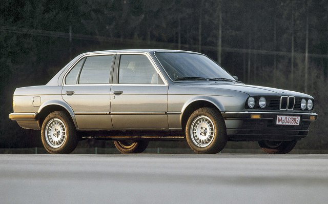 BMW Serije 3 E30 iz osamdesetih (Foto: BMW)