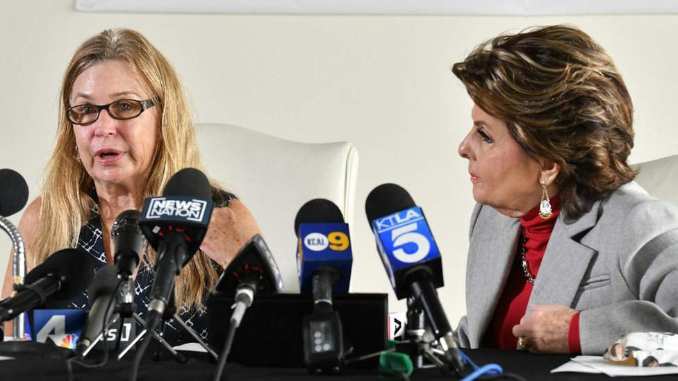 Mami Miel (levo) na konferenciji za novinare sa advokaticom Glorijom Olred/Getty Images
