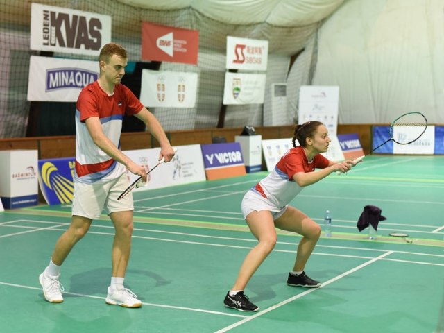 Mihajlo Tomi i Anela Vitman (Foto: Badminton savez Srbije)