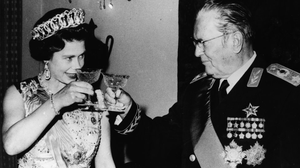 Tito i britanska kraljica Elizabeta II u Belom dvoru - 20. oktobar 1972./Getty Images