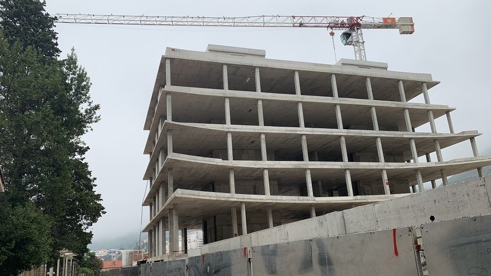 Izgradnja u Miločerskom parku/BBC