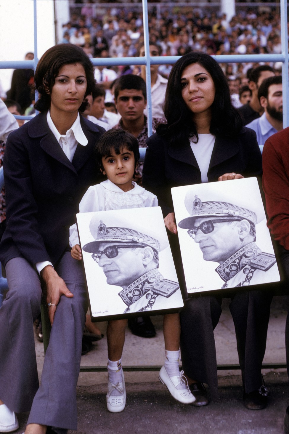 Prisutni na proslavi roendana iranskog aha na stadionu 1970-ih/Paolo KOCH/Gamma-Rapho vía Getty Images