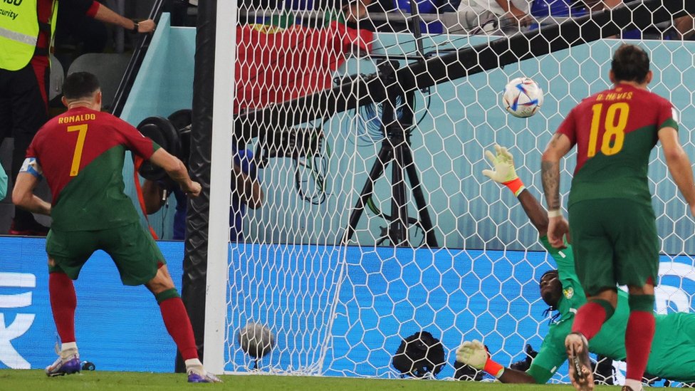 Ronaldo postiže vodeæi gol iz penala/Abir Sultan/EPA-EFE/REX/Shutterstock