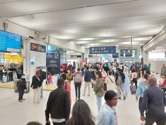 Foto: B92.net/Guva na stanici Gare du Nord