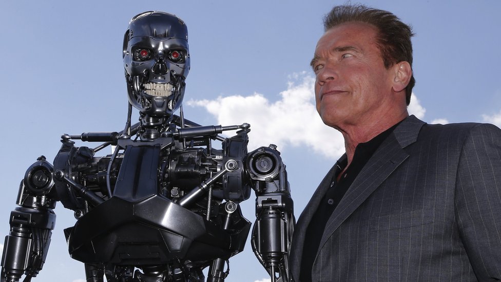 Arnold varceneger glumio je u filmskom serijalu Terminator. ija radnja se odvija oko sukoba ljudi i maina/Getty Images