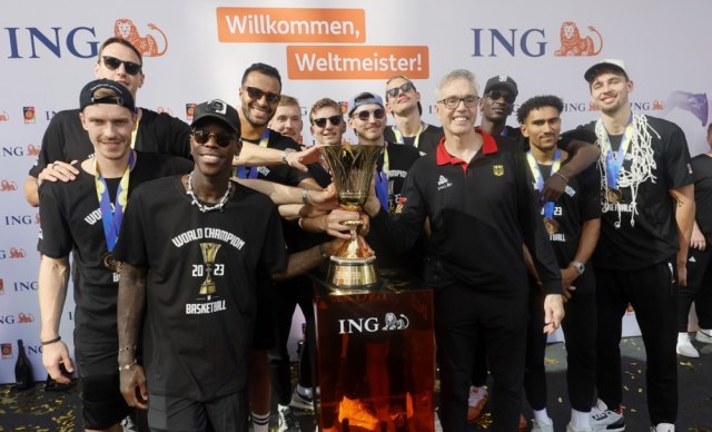 EPA-EFE/RONALD WITTEK