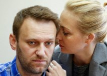 Aleksej i Julija Navaljni/REUTERS/Tatyana Makeyeva/File Photo