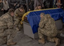 Sahrana ubijenog ukrajinskog vojnika/Getty Images