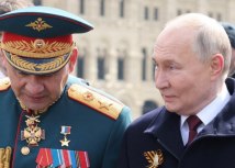 Sergej ojgu (levo) je dugogodinji blizak saradnika Putina/EPA