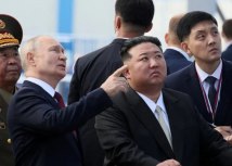 Putin i Kim Dong Un tokom posete severnokorejskog voe Rusiji septembra 2023./Reuters