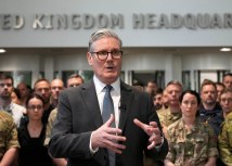 Britanski premijer Kir Starmer u etvrtak se sastao sa grupom vojnih lidera iz &koalicije voljnih& u Velikoj Britaniji/Reuters